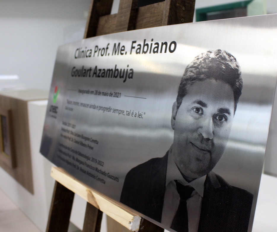 Curso de Odontologia presta homenagem ao professor Fabiano Goulart Azambuja