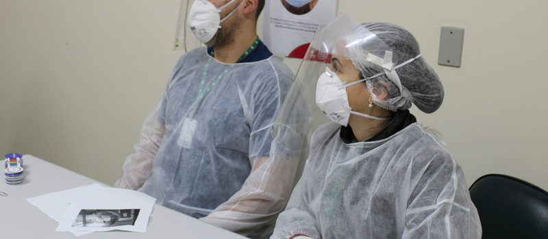 Equipe do Ambulatório de Atenção à Saúde da Pessoa com Fibromialgia da Unesc inspira projeto similar em Minas Gerais