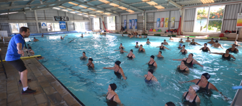 Setor de Esportes da Unesc oferece aulas de natação e hidroginástica