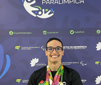 Acadêmico da Unesc conquista três medalhas nas Paralimpíadas Universitárias