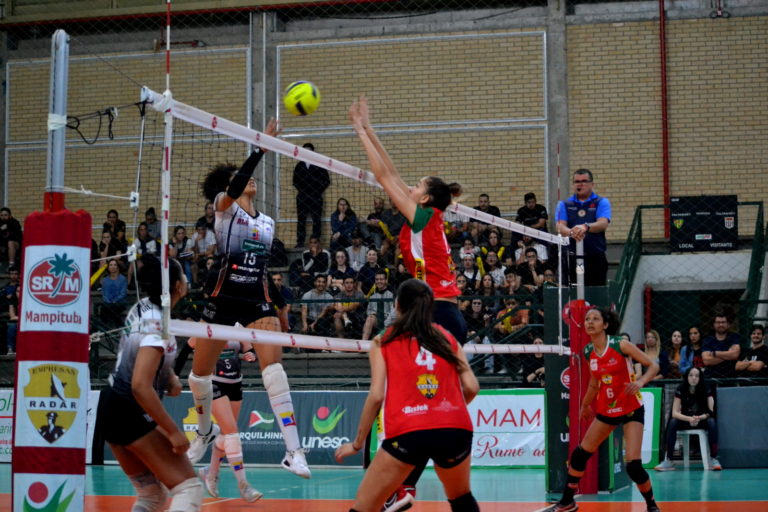 Momentos decisivos do Vôlei feminino nos Joguinhos - ACN - Agência  Catarinense de Notícias