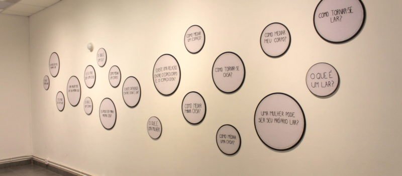 Exposição “corpo-casa”, da artista Bruna Ribeiro, é inaugurada na Sala Edi Balod