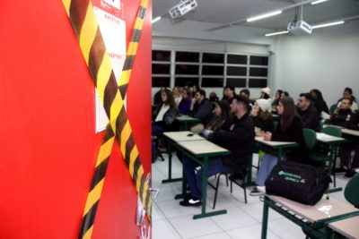 Professores da rede municipal de ensino participam de aula inaugural da  formação em xadrez