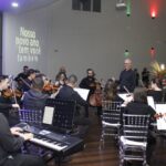 Cantata de Luz da Unesc promete emocionar com chegada do Papai Noel, corais e Camerata di Venezia 